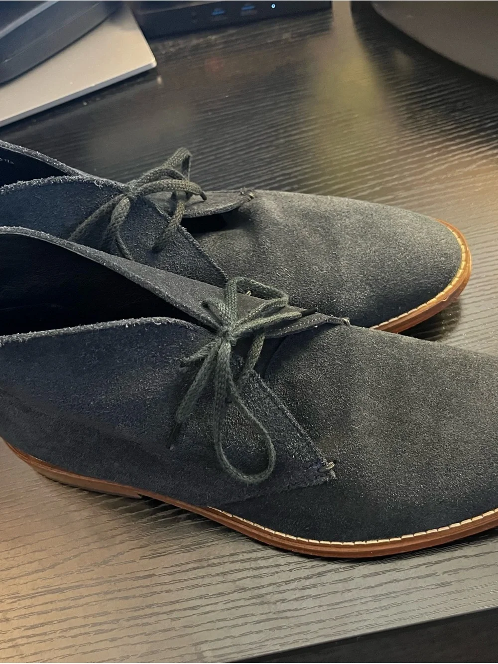 The Shoe Club Men’s Navy Suede Chukka Boots - US Size 9.5 (Excellent Condition)